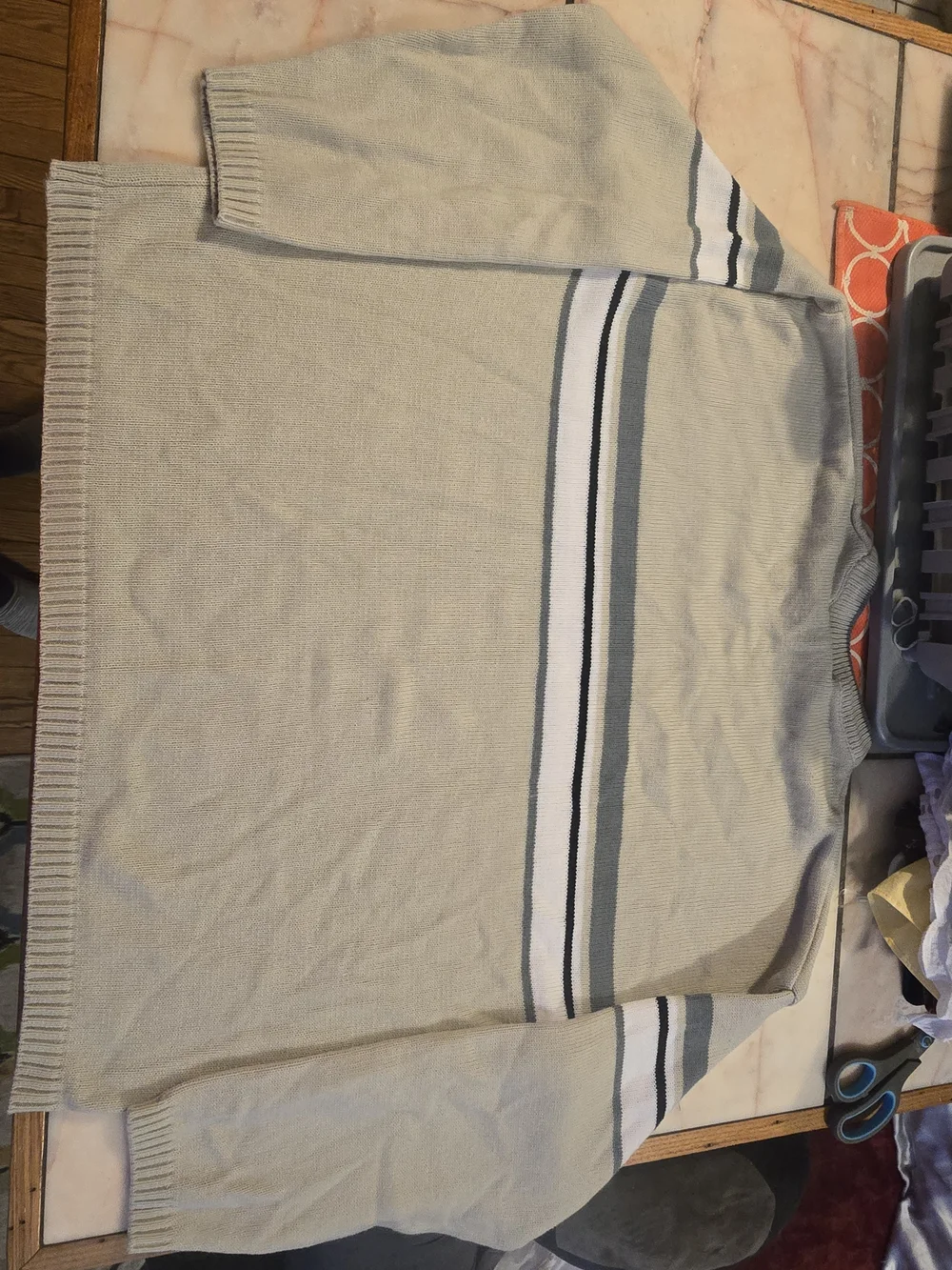 Rue21 Men’s Cream Crewneck Sweater with Striped Detail